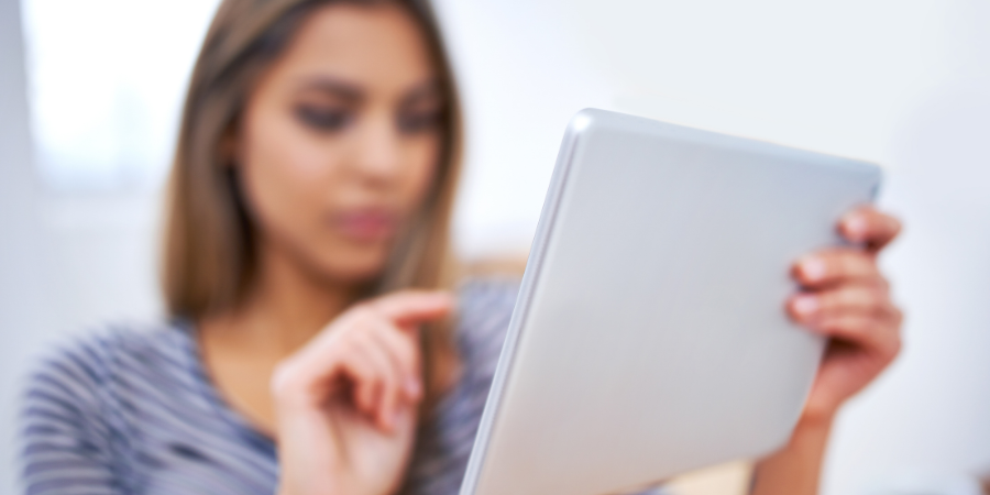 15 High-Income Skills Every Woman Should Learn in 2026